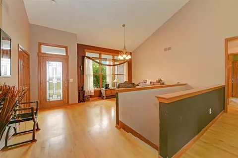 8429 Foldenauer, Howell, MI 48843 photo 8