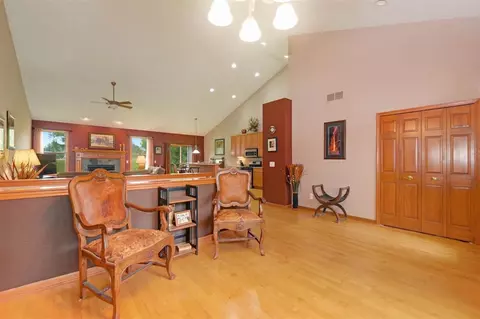 8429 Foldenauer, Howell, MI 48843 photo 9