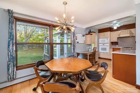 1950 Baker, Dexter, MI 48130 photo 11