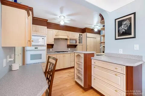 1950 Baker, Dexter, MI 48130 photo 12