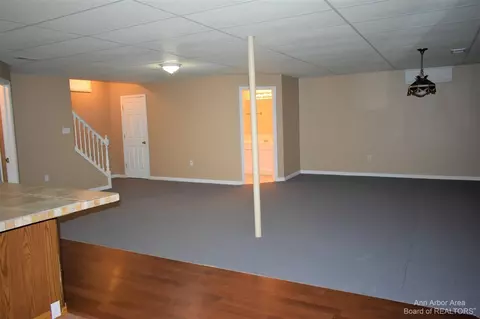 715 Prince Edward, Howell, MI 48843 photo 30