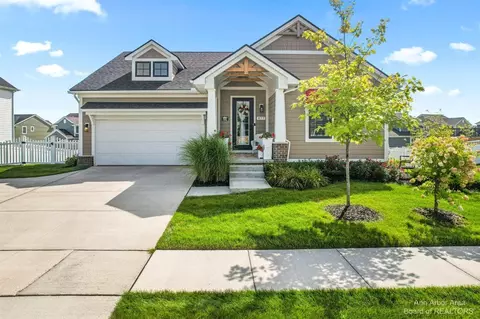 877 S S Rdg, Canton, MI 48188 photo 1