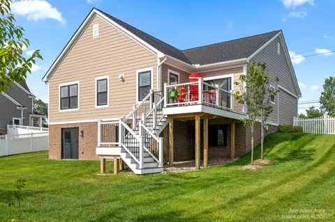 877 S S Rdg, Canton, MI 48188 photo 29