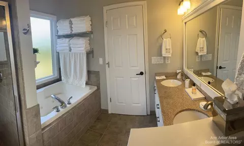469 Corinth, Dundee, MI 48131 photo 11