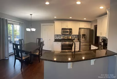 469 Corinth, Dundee, MI 48131 photo 7