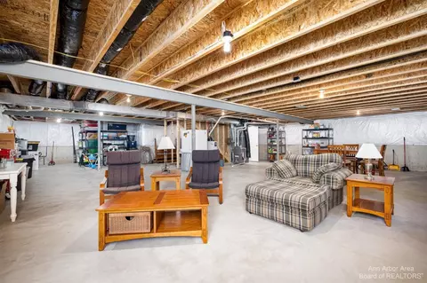 3787 Laramie, Howell, MI 48843 photo 32