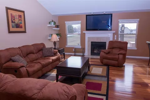 15572 Orchard Mdws, Monroe, MI 48161 photo 5