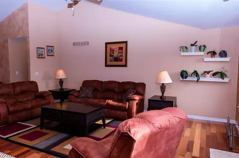 15572 Orchard Mdws, Monroe, MI 48161 photo 6