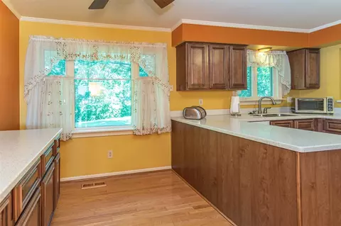 8614 Meadowland, Saline, MI 48176 photo 13