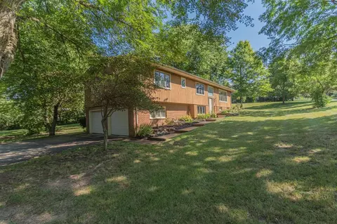 8614 Meadowland, Saline, MI 48176 photo 3