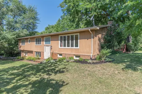 8614 Meadowland, Saline, MI 48176 photo 2