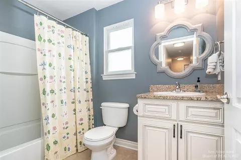 752 W Castlebury, Saline, MI 48176 photo 48