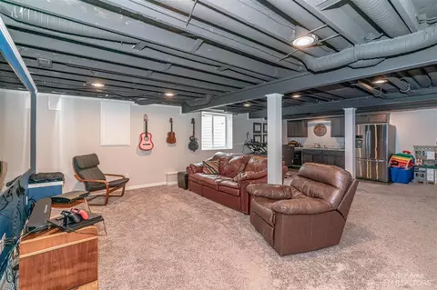 752 W Castlebury, Saline, MI 48176 photo 58