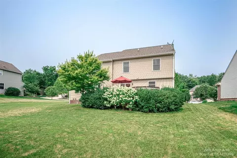 752 W Castlebury, Saline, MI 48176 photo 79