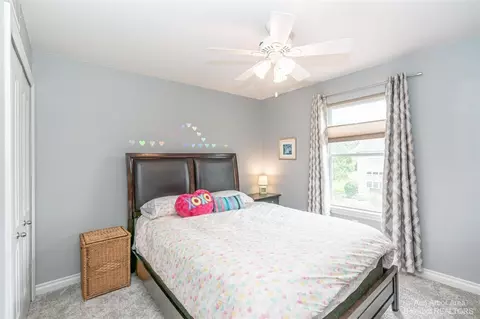 752 W Castlebury, Saline, MI 48176 photo 39