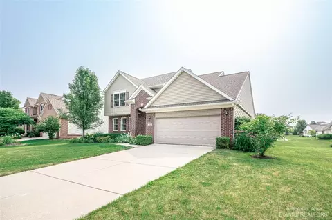 752 W Castlebury, Saline, MI 48176 photo 72