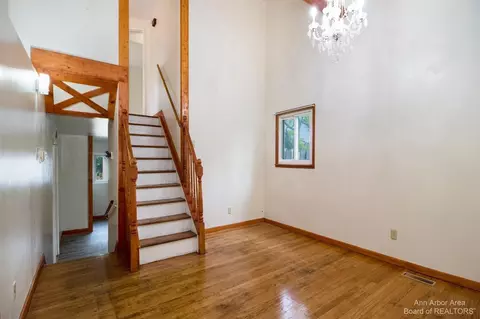 4538 Cleveland, Wayne, MI 48184 photo 2