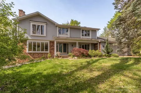 3760 Tremont, Ann Arbor, MI 48105