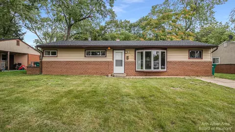 1113 Zephyr, Ypsilanti, MI 48198
