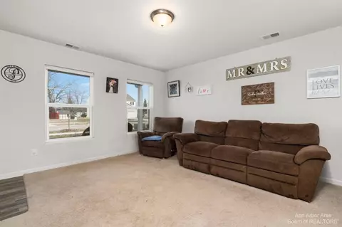 891 Rabbit Run, Carleton, MI 48117 photo 14