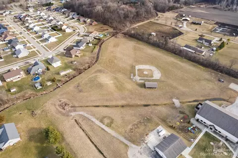 891 Rabbit Run, Carleton, MI 48117 photo 41