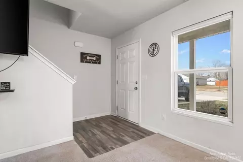 891 Rabbit Run, Carleton, MI 48117 photo 12