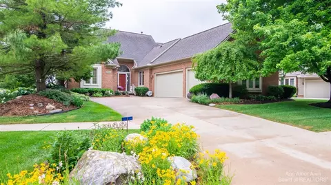 1755 N Stonebridge, Ann Arbor, MI 48108