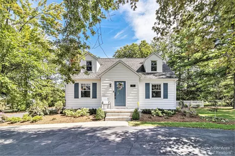 7663 N Ann Arbor, Saline, MI 48176