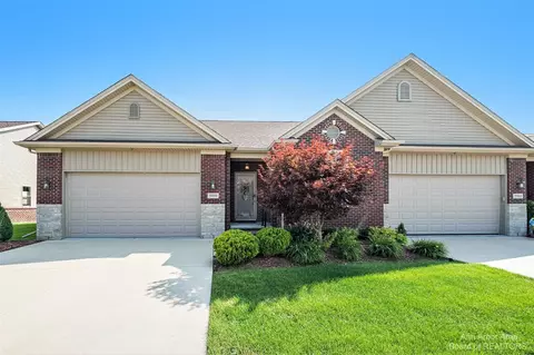 5959 Purple Martin, South Rockwood, MI 48179