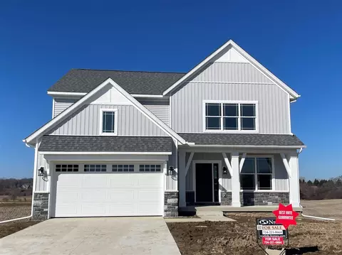 236 Campolina #60, Chelsea, MI 48118
