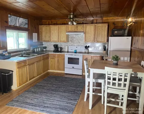 9711 Lakeview, Jerome, MI 49249 photo 8