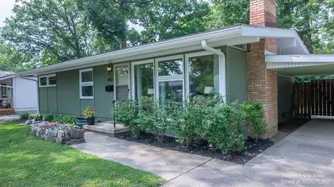 2402 Haisley, Ann Arbor, MI 48103