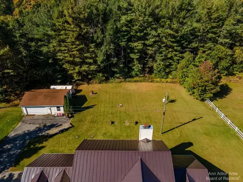 3770 Sharp, Adrian, MI 49221 photo 23