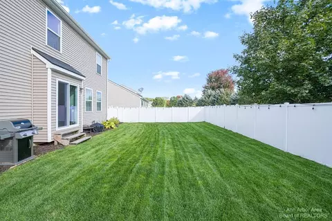 8280 Crab Apple, Dexter, MI 48130 photo 41