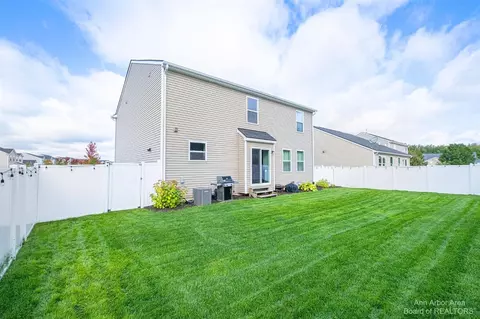 8280 Crab Apple, Dexter, MI 48130 photo 39