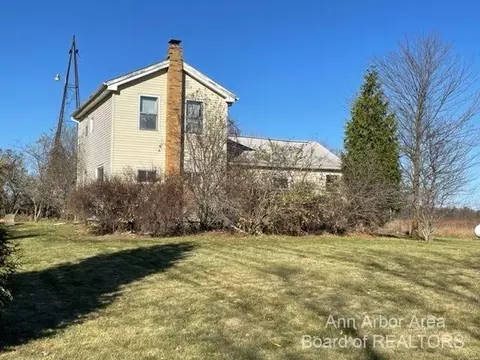 9100 Trinkle, Dexter, MI 48130