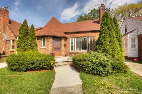 13966 Warwick, Detroit, MI 48223