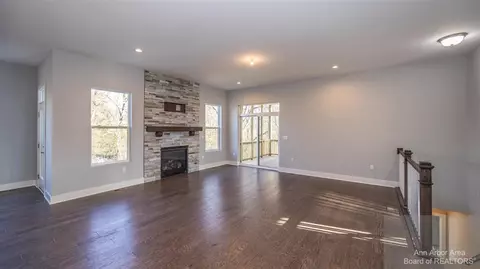 5994 Trail, Update, MI 48189 photo 12