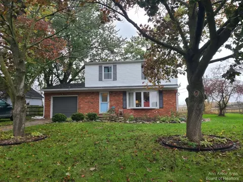8845 Redwood, Monroe, MI 48162
