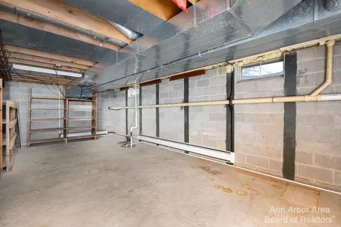 8060 Moon, Saline, MI 48176 photo 28