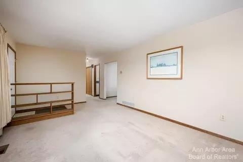8060 Moon, Saline, MI 48176 photo 23