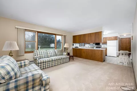 8060 Moon, Saline, MI 48176 photo 8