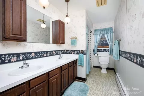 8060 Moon, Saline, MI 48176 photo 12