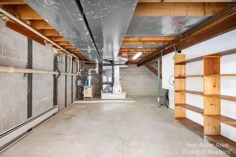 8060 Moon, Saline, MI 48176 photo 29