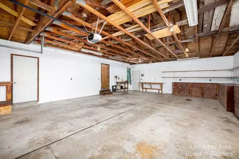 8060 Moon, Saline, MI 48176 photo 27