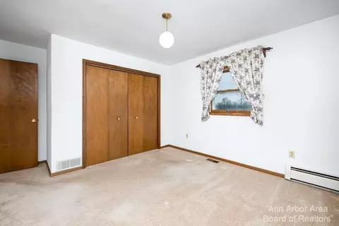 8060 Moon, Saline, MI 48176 photo 17