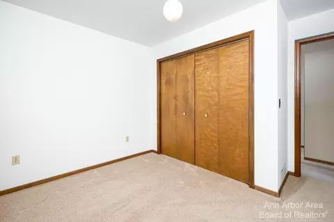 8060 Moon, Saline, MI 48176 photo 19