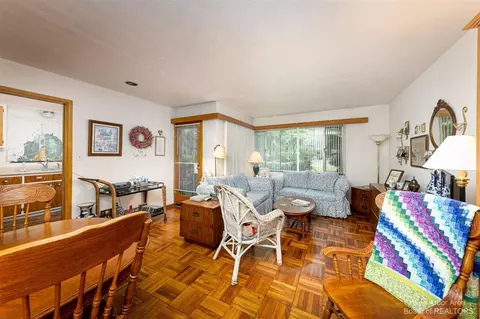 319 State, Adrian, MI 49221 photo 33