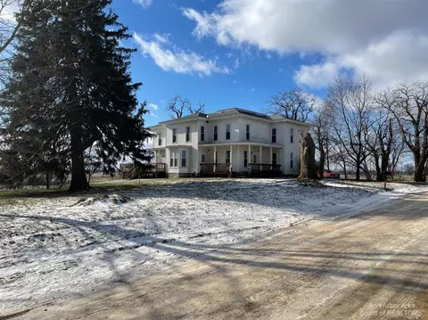 7887 Smith, Tecumseh, MI 49286 photo 1