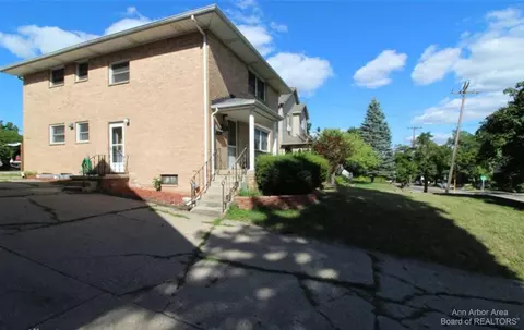 1714 Jackson, Ann Arbor, MI 48103 photo 2